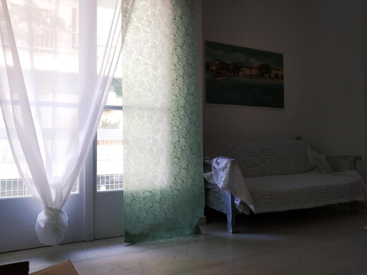 Experience An Easy Living Place Downtown In Athens Exterior photo